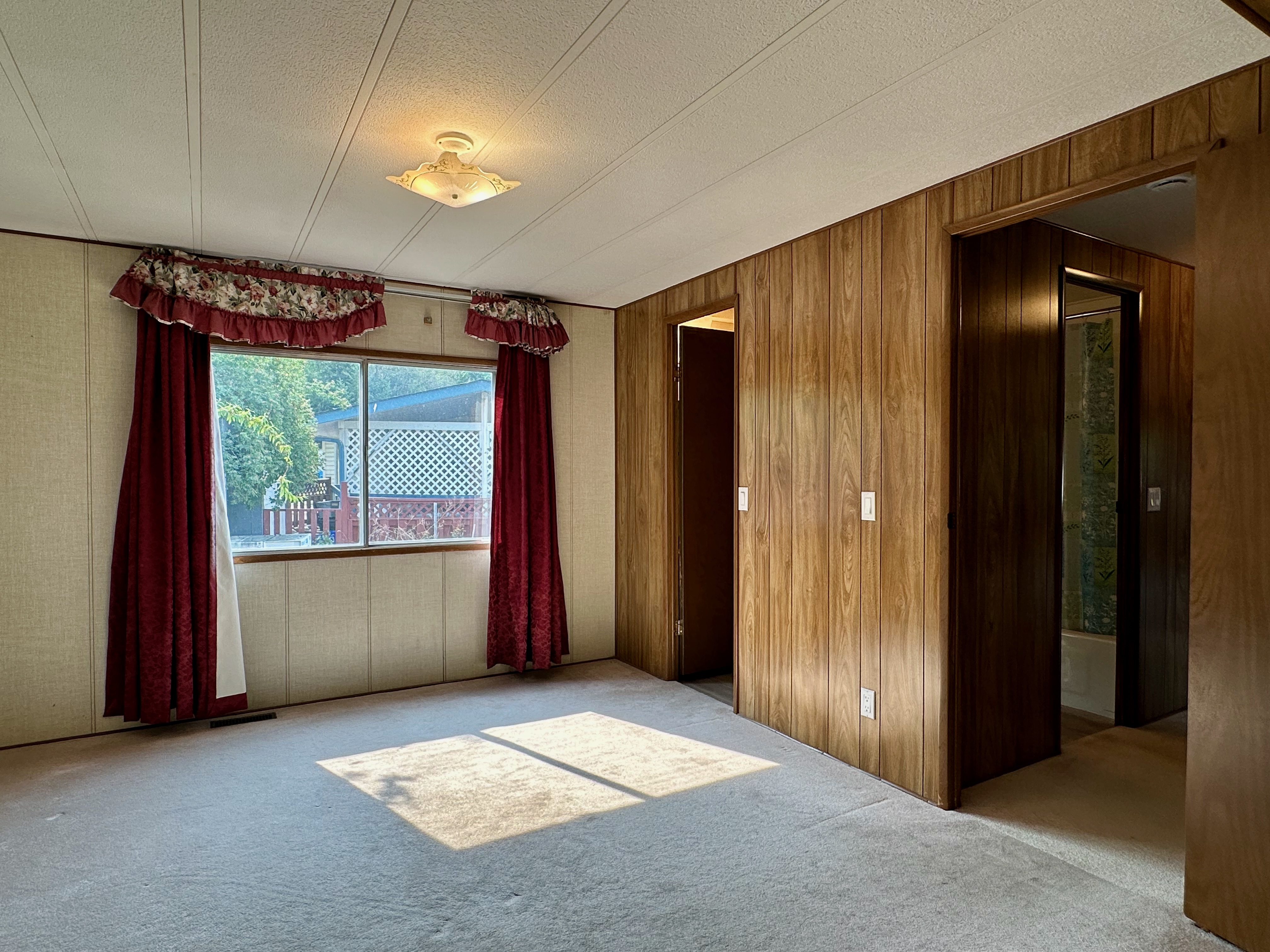 Second bedroom